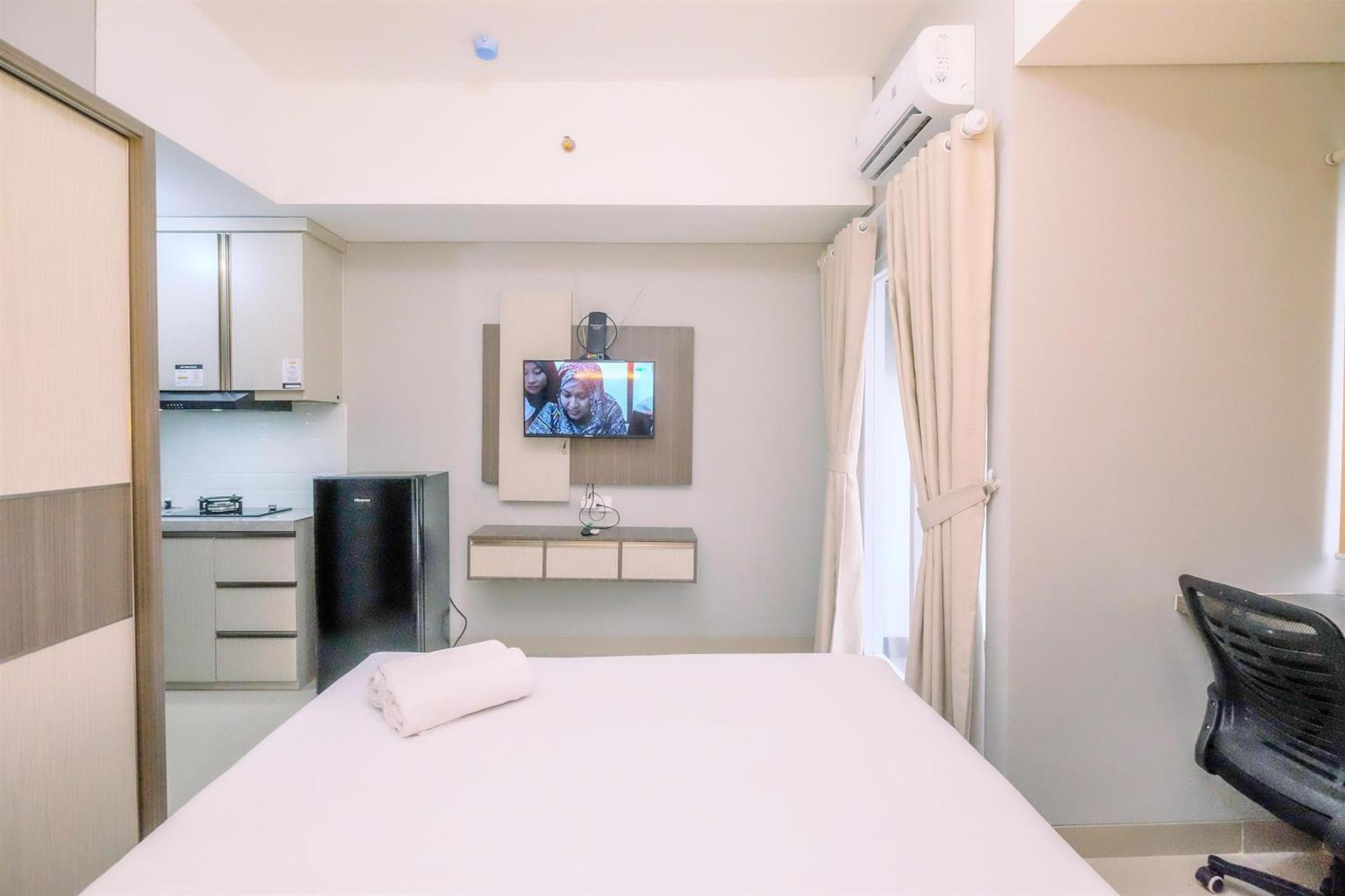 Modern Look Lrt Sentul - Royal Sentul Park By Travelio